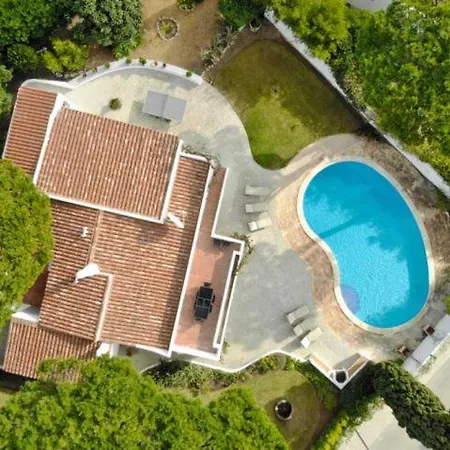 Sleeps 6 Pool Air Con Wifi Villa *